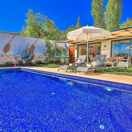 Demor Villa
